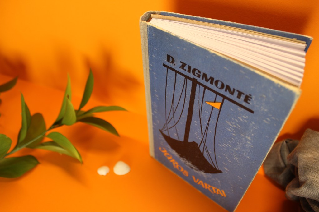 Upcycled Notebook by Polly Binds